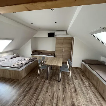 Sunny Nocľah s raňajkami 3*